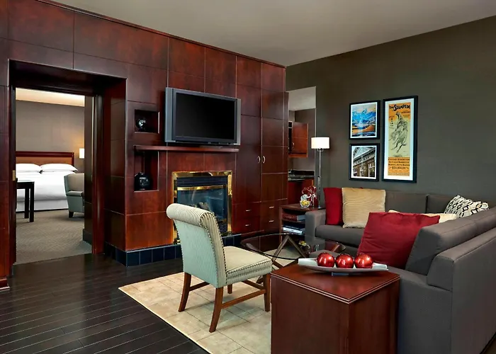 Sheraton Suites Calgary Eau ClaireAirport Hotel